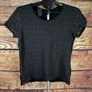 Chic Black Lace Women's Short Sleeve Top